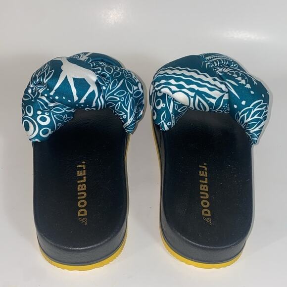 La Double J Treccia Slides Ionic in Twill - Picture 4 of 8